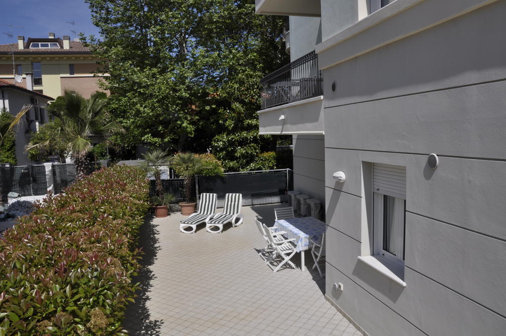 Residence Hamilton Riccione Buitenkant foto
