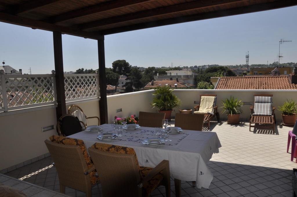 Residence Hamilton Riccione Buitenkant foto