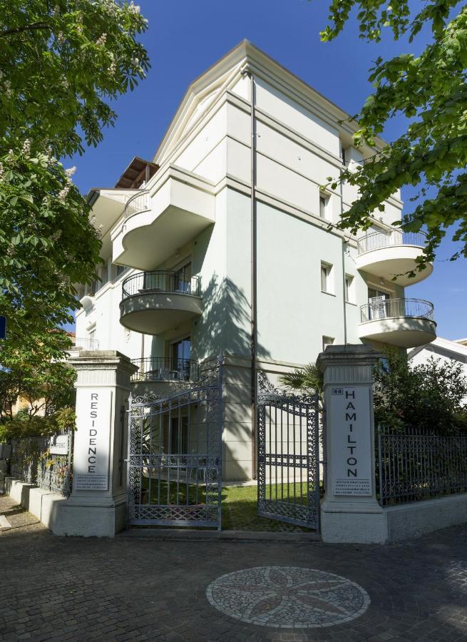Residence Hamilton Riccione Buitenkant foto
